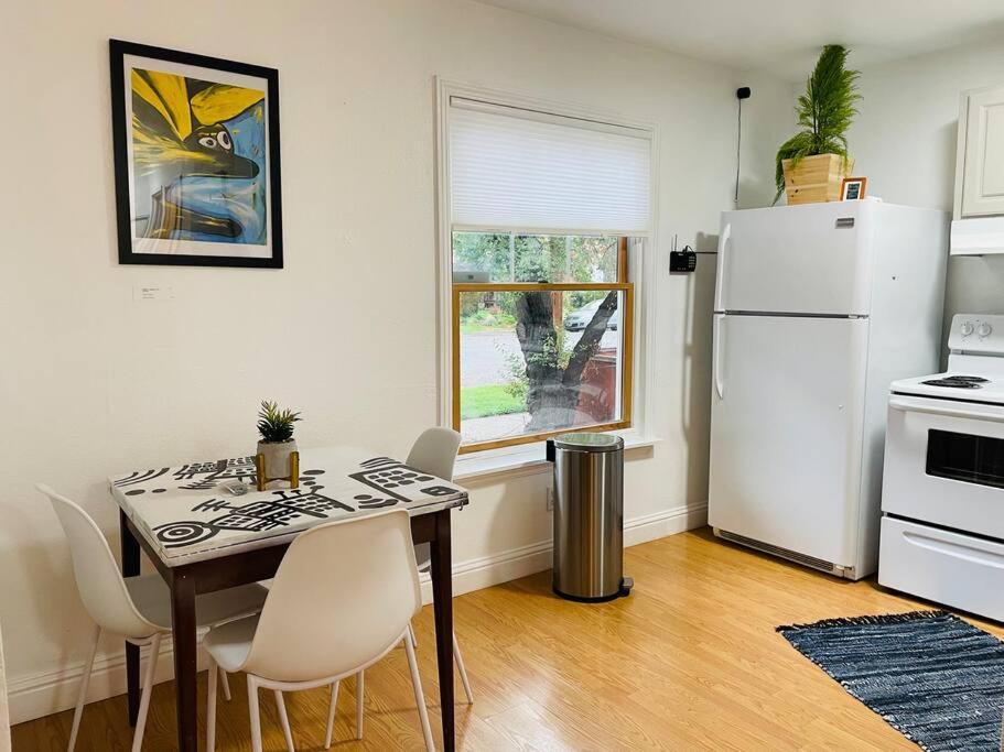 Artist'S Retreat Near The Heart Of The City Sacramento Extérieur photo